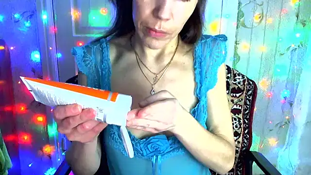 Snapshot of Ladywinter chatting on March 4, 2025, 2:53 pm Ladywinter online show from March 4, 2025, 2:53 pm