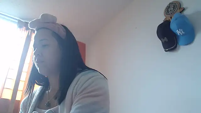Snapshot of lady_hot2xx chatting on February 16, 2025, 2:10 pm lady hot2xx online show from February 16, 2025, 2:10 pm