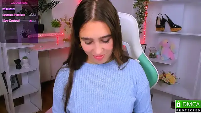 Snapshot of _Eliizabeth_ chatting on November 10, 2025, 10:48 pm Eliizabeth online show from November 10, 2025, 10:48 pm