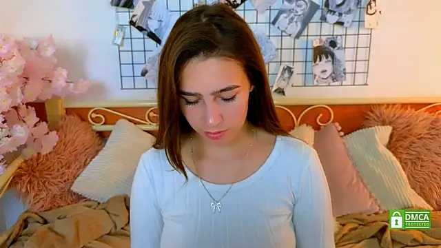  Eliizabeth  online show from May 25, 2026, 9:13 pm