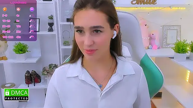 Snapshot of _Eliizabeth_ chatting on September 20, 2025, 9:20 pm Eliizabeth online show from September 20, 2025, 9:20 pm