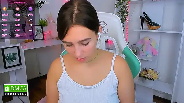 Snapshot of _Eliizabeth_ chatting on October 26, 2025, 11:27 pm Eliizabeth online show from October 26, 2025, 11:27 pm