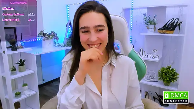  Eliizabeth  online show from February 5, 2026, 9:43 pm