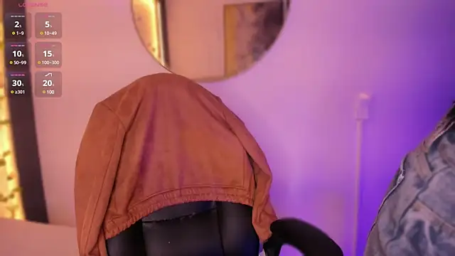 emma woods  online show from December 27, 2024, 12:34 pm