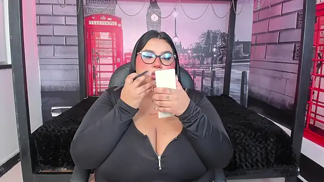 tifanny bigboobs11 online show from April 2, 2026, 10:00 am