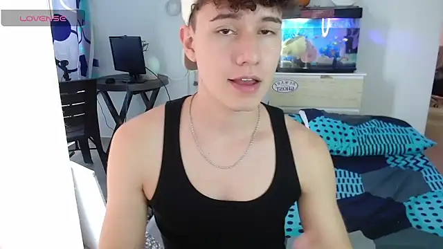 Snapshot of adrian_morelly chatting on October 18, 2025, 7:49 pm adrian morelly online show from October 18, 2025, 7:49 pm