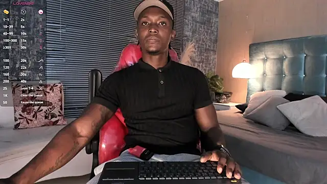 DannSmmith online show from May 20, 2026, 4:53 am
