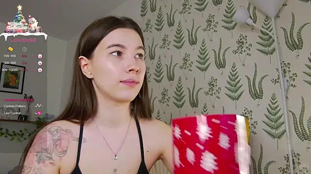 Snapshot of Marie_Diaze chatting on December 10, 2024, 11:54 am Marie Diaze online show from December 10, 2024, 11:54 am