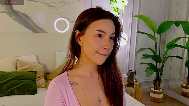 Marie Diaze online show from July 7, 2026, 6:11 pm