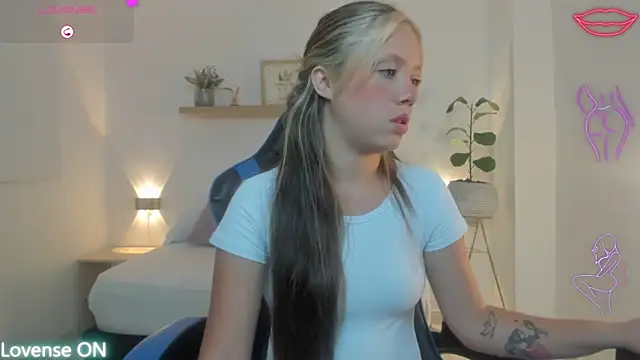 Snapshot of nataly_rodri chatting on April 28, 2026, 1:59 am nataly rodri online show from April 28, 2026, 1:59 am