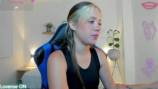 Snapshot of nataly_rodri chatting on April 29, 2026, 2:05 am nataly rodri online show from April 29, 2026, 2:05 am