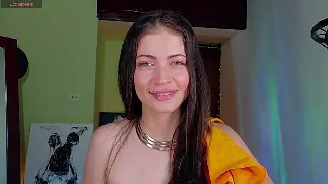 Snapshot of Emma__Blanco chatting on May 11, 2026, 3:19 am Emma Blanco online show from May 11, 2026, 3:19 am