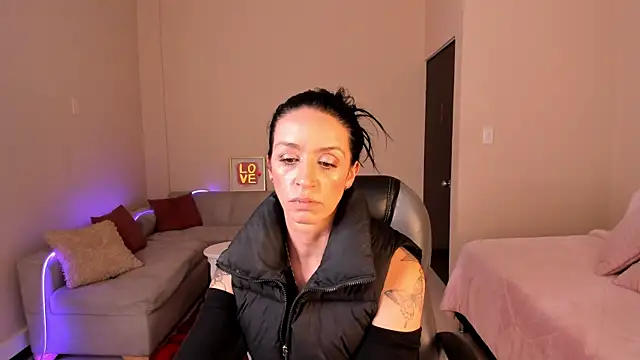 Kristen Garner online show from May 28, 2026, 8:15 pm