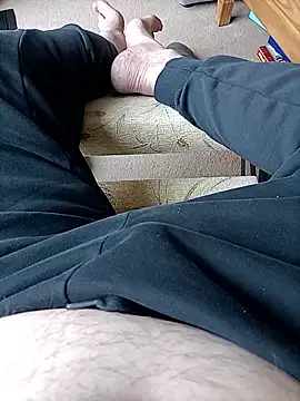 loveeatingcunts online show from January 7, 2026, 2:55 pm