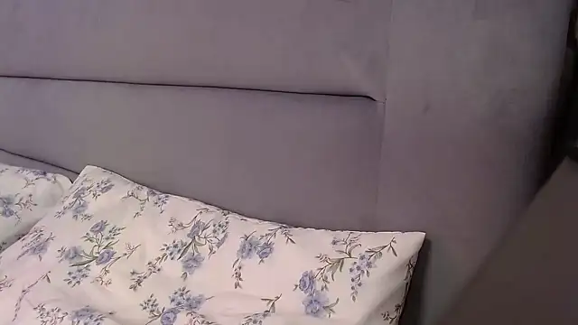 Snapshot of Viktoriiya_bald chatting on March 4, 2025, 10:46 am Viktoriiya bald online show from March 4, 2025, 10:46 am