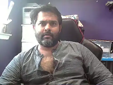 Snapshot of Sakhtlaundaz chatting on January 20, 2025, 9:11 pm Sakhtlaundaz online show from January 20, 2025, 9:11 pm