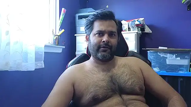 Snapshot of Sakhtlaundaz chatting on January 8, 2025, 4:22 pm Sakhtlaundaz online show from January 8, 2025, 4:22 pm