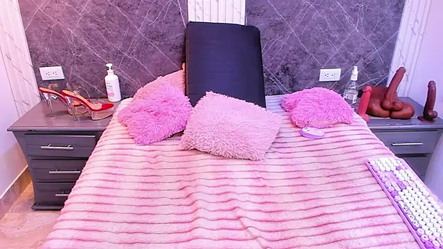 AndreaFletcher online show from February 4, 2026, 7:42 pm