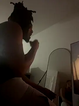 Snapshot of BD2LONG chatting on December 15, 2025, 9:04 am BD2LONG online show from December 15, 2025, 9:04 am