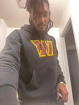 Snapshot of BD2LONG chatting on February 8, 2025, 6:22 am BD2LONG online show from February 8, 2025, 6:22 am