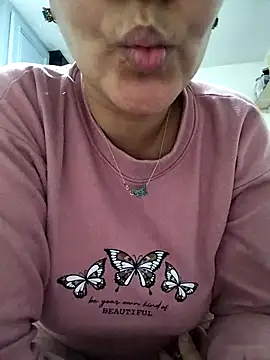 Snapshot of lolo890 chatting on February 28, 2026, 10:09 pm lolo890 online show from February 28, 2026, 10:09 pm