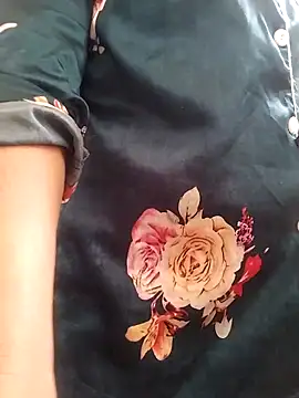 Snapshot of lolo890 chatting on March 18, 2026, 3:35 pm lolo890 online show from March 18, 2026, 3:35 pm