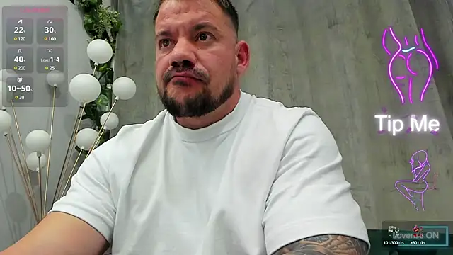 musclemonster31 online show from March 17, 2025, 8:30 pm