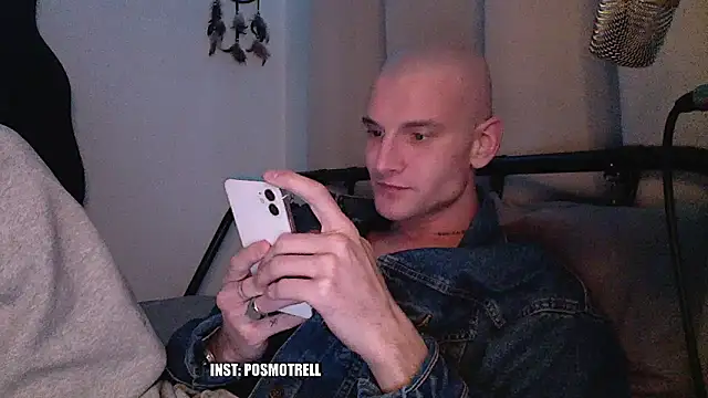 ETHAN MOORE online show from March 15, 2026, 3:41 pm