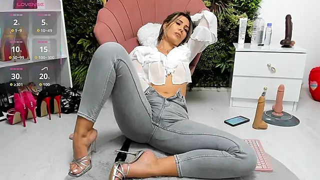 sweetcherry30 online show from October 17, 2025, 6:10 pm