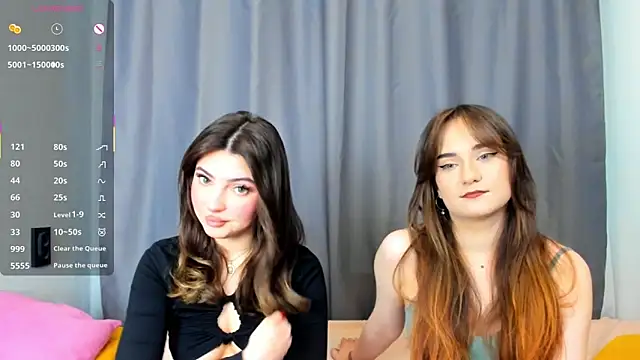 Snapshot of AnnaTeona chatting on February 12, 2025, 6:29 am AnnaTeona online show from February 12, 2025, 6:29 am