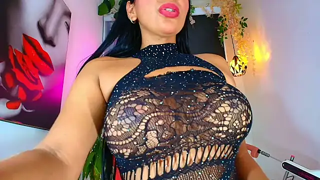 SQUIRT4UMEGAN online show from March 18, 2025, 1:13 am