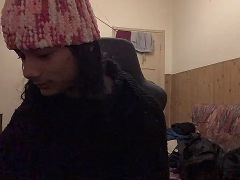 calliemaggotbone online show from January 16, 2026, 4:27 am