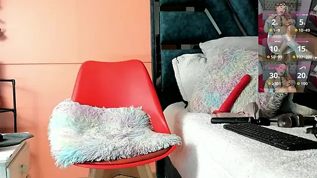Snapshot of _BrendaMichel_ chatting on October 4, 2025, 11:45 am BrendaMichel online show from October 4, 2025, 11:45 am