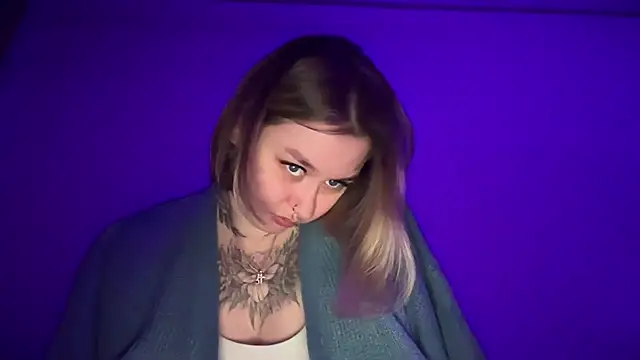 Isabel-Bailey online show from October 24, 2025, 9:03 pm