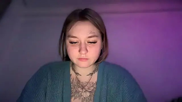 Isabel-Bailey online show from October 28, 2025, 9:14 pm