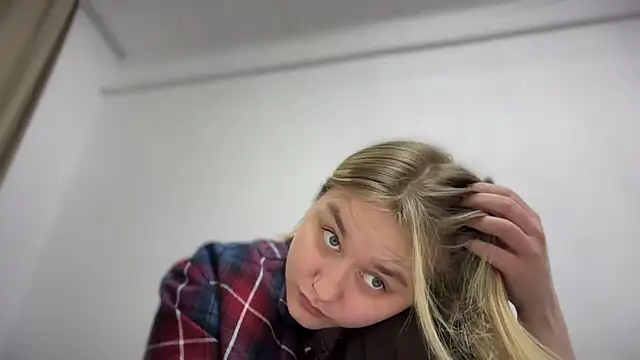 Isabel-Bailey online show from October 4, 2025, 8:32 pm