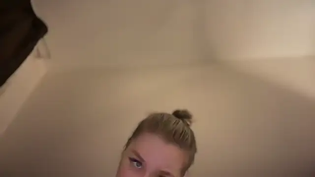 Isabel-Bailey online show from January 3, 2025, 9:47 pm