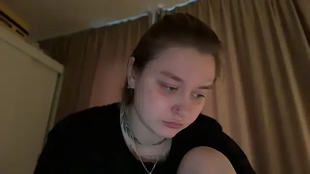 Isabel-Bailey online show from June 13, 2026, 9:02 pm