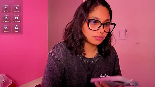 Cuteprincess21 online show from October 15, 2025, 12:20 am