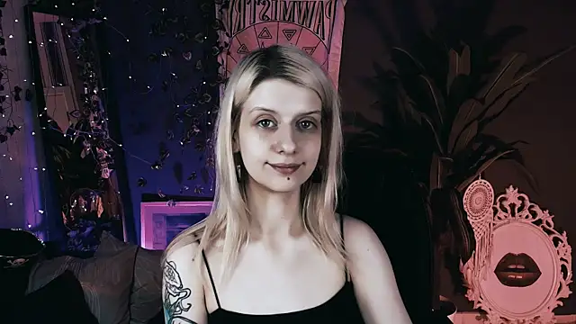 Noah ElmerX online show from December 2, 2025, 5:14 pm