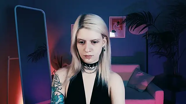 Noah ElmerX online show from November 21, 2025, 5:12 pm