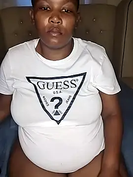 Snapshot of makaviwe chatting on March 3, 2025, 4:26 pm makaviwe online show from March 3, 2025, 4:26 pm