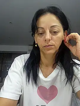 bruneta sexy23 online show from October 16, 2025, 3:37 am