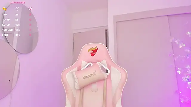 mia yourmommy online show from February 26, 2025, 2:52 am