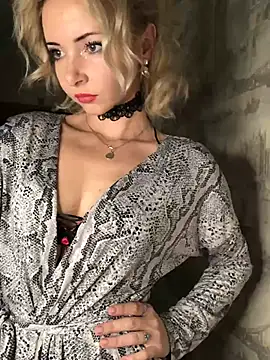 Snapshot of Kristina03 chatting on January 10, 2026, 9:21 pm Kristina03 online show from January 10, 2026, 9:21 pm