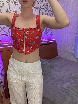 Kristina03 online show from May 21, 2026, 9:23 pm