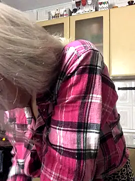 Snapshot of Kristina03 chatting on October 29, 2025, 10:09 pm Kristina03 online show from October 29, 2025, 10:09 pm