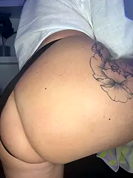 MissyLeeX online show from October 24, 2025, 11:20 am