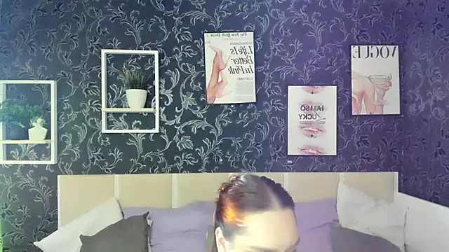 SofiaLovelyC online show from May 5, 2026, 6:16 am