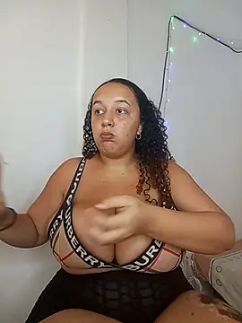 Snapshot of Miss-boobs chatting on March 13, 2025, 8:00 pm Miss-boobs online show from March 13, 2025, 8:00 pm